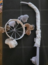 Crib Mobile Music Box Battery Powered White with Animals for Baby