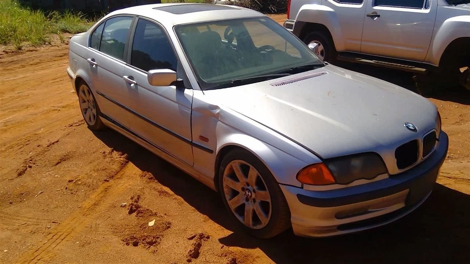 Parrilla superior izquierda del conductor para BMW 318i 97-99 OEM Foto 3 de 4