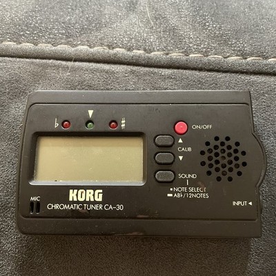 KORG Chromatic Digital Display Tuner CA-30 Guitar Bass Multi Instrument TESTED