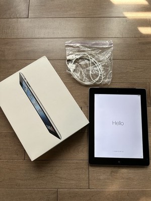 Apple A1430 iPad 16GB Tablet 3rd Generation Camera Touchscreen Silver WORKS