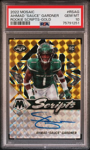 2022 Mosaic Ahmad "Sauce" Gardner Rookie Scripts Gold #9/10 - PSA 10 - Foto 1 di 2