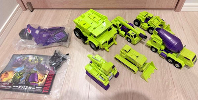 Takara Tomy Transformers Unite Warriors Devastator UW-04 Figur OHNE BOX...