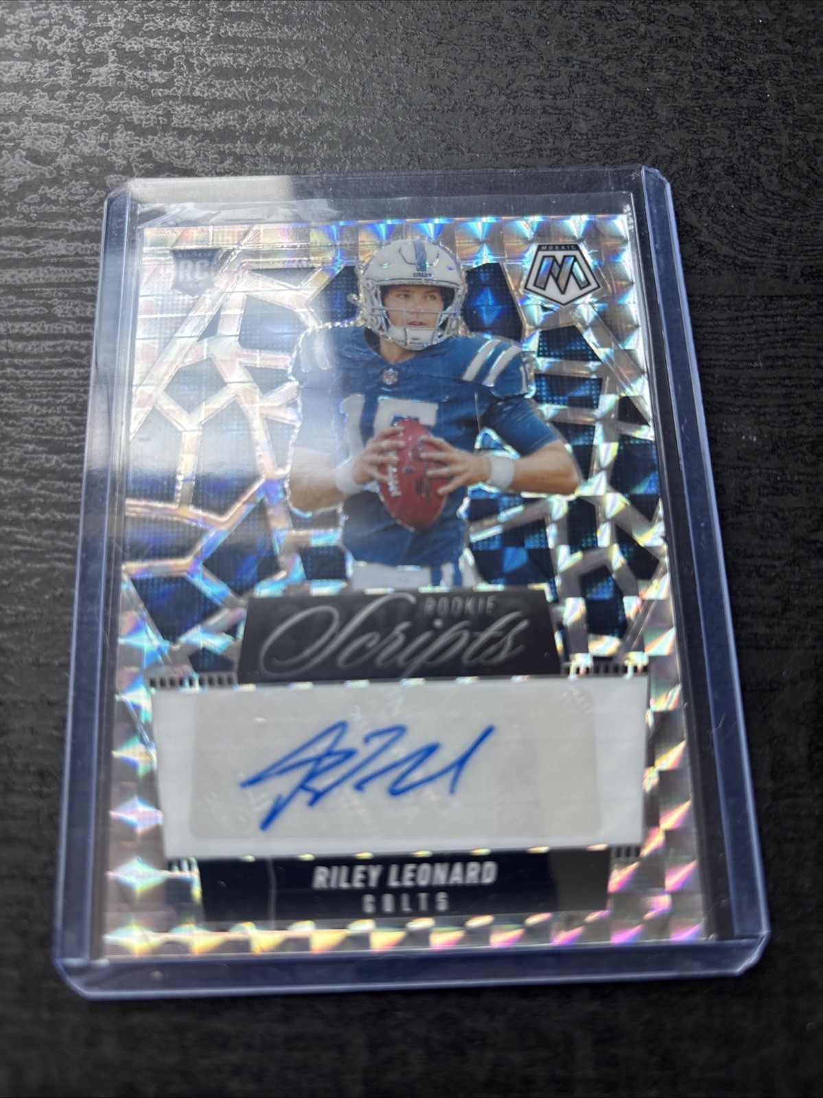 2025 Panini Mosaic - Rookie Scripts Riley Leonard #RS-RLD (AU, RC)