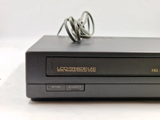 Sharp VC-A40G Videorekorder - Ungeprüft, Stromversorgungseinheit An/Aus, Zeichen - Bild 2 von 4