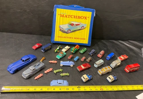 vintage lesney cars w/ Wannatoy Barclay Renwal & 1967 Matchbox case & more