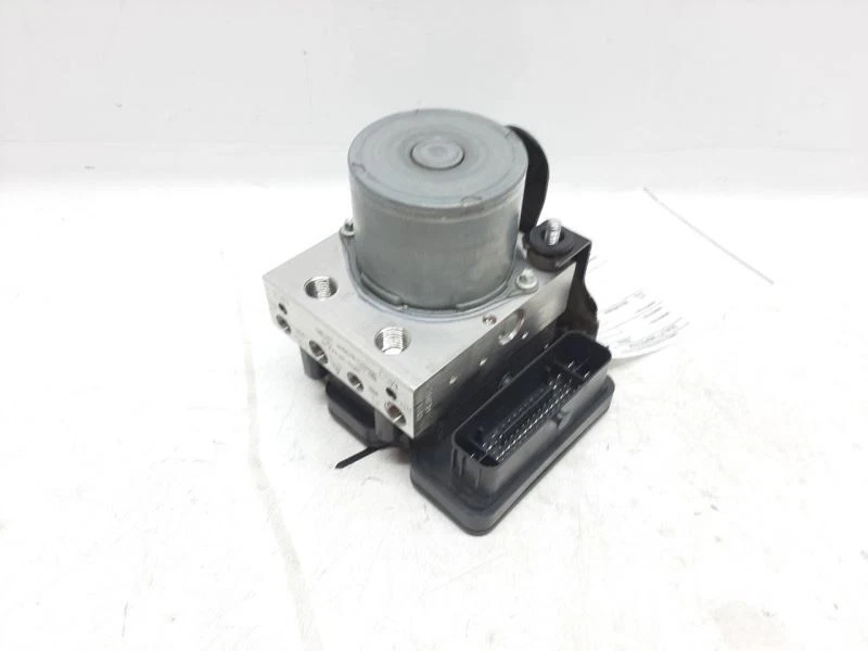 Jaguar F-Pace ABS Unit Anti Lock Brake Pump Control Module HX7314F447AF - Image 2 of 4