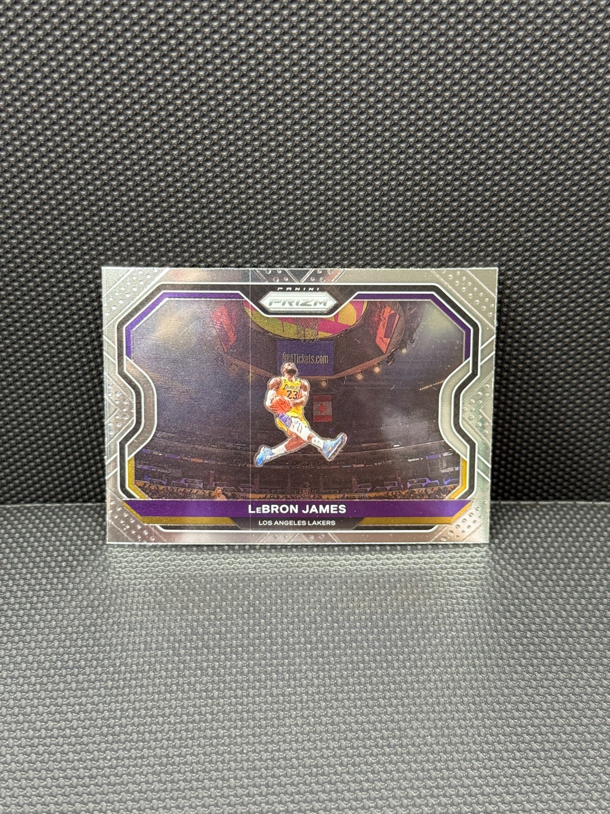 2020-21 Panini Prizm Lebron James Base #1 Kobe Dunk Tribute Lakers