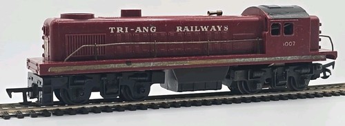  LOCOMOTORA CONMUTADORA TRIANG R155 TR GRANATE DIÉSEL 5007 de 1956 | Zustand: For parts or not working