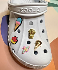 CROCS Jibbitz 5 Pcs: Cupcake, Ice Cream Cones, Fries, Pastel Bee