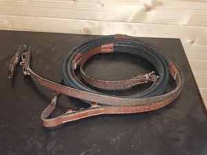 Brown Leather Rubber Reins Wider Grip Black Rubber Hook Closure Ends Horse