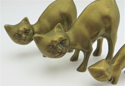 3 Vintage Brass Metal Siamese Feline Cats Kitten Figurines Ring Holder - Picture 3 of 4