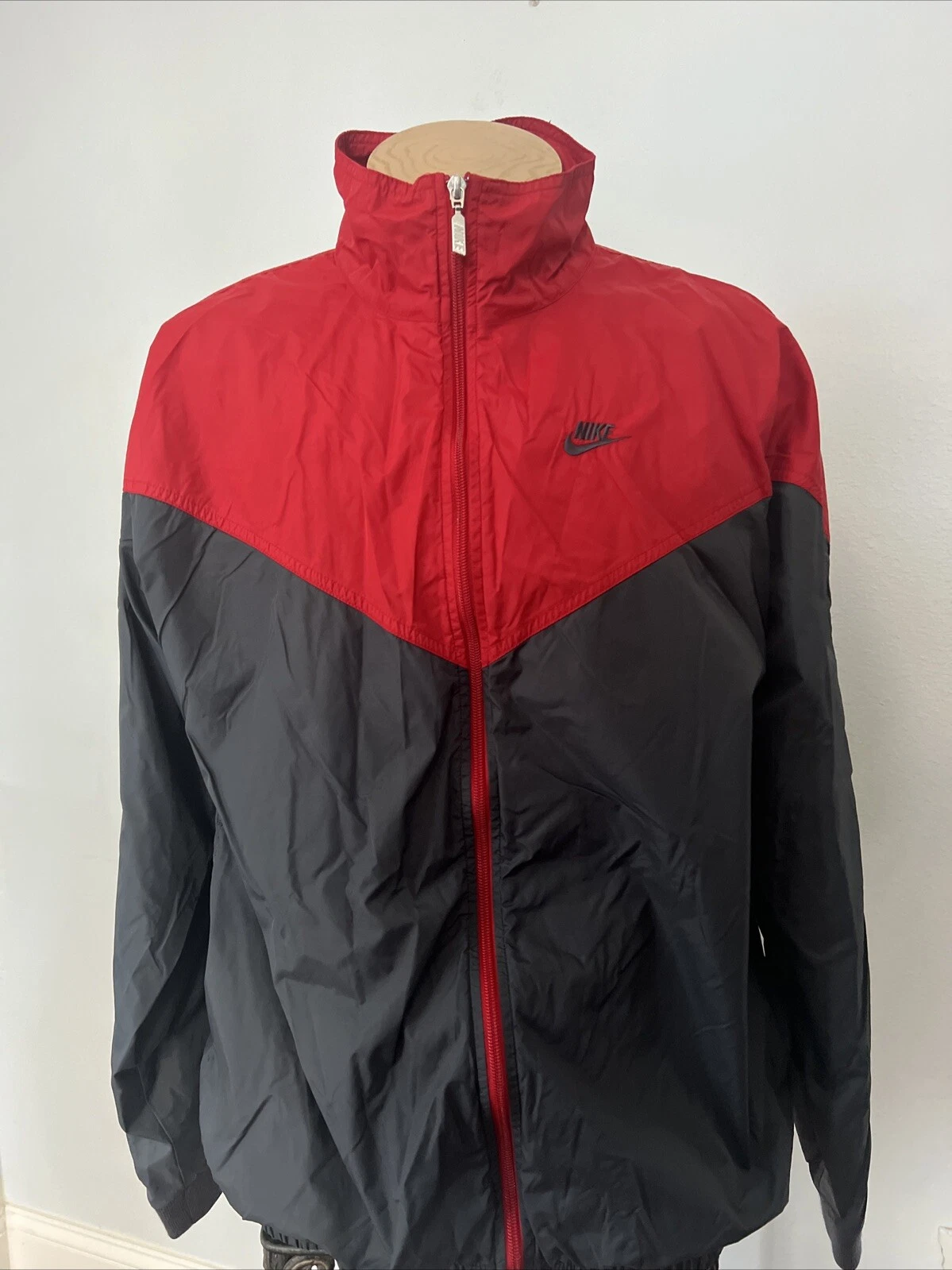 Vintage Nike Nylon Windbreaker Men Pockets Full Zip Lined Size L