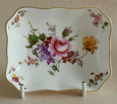 ROYAL CROWN DERBY POSIES PIN DISH XLIII - RECTANGULAR WAVY EDGE 