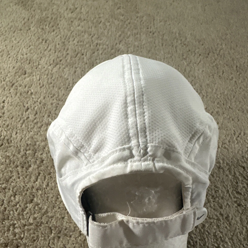 NIKE Hat Cap Adult White Strapback Tailwind 7 Panel Reflective Featherlight - Image 3 of 4