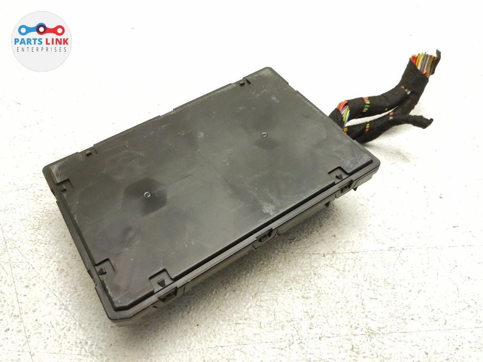 2016-20 BENTLEY BENTAYGA DASH BCM BODY CONTROL MODULE HARNESS ASSY 8W0907063DG