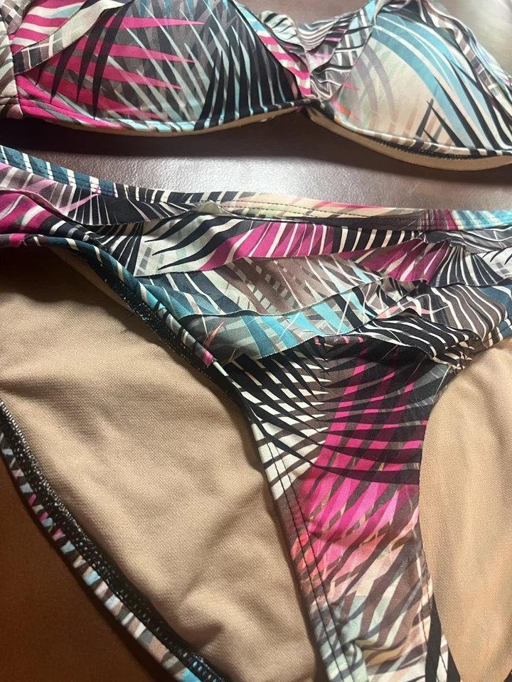 New Kenneth Cole NY Swimsuit Bikini 2pc Set Sz Large - Image 2 of 4