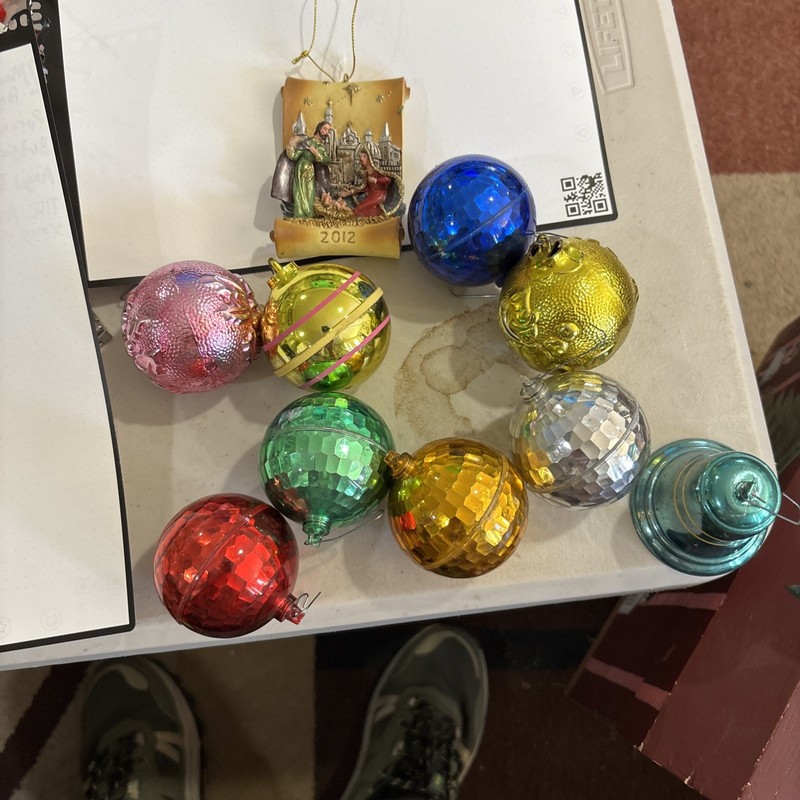 10 Vintage Christmas Ornaments