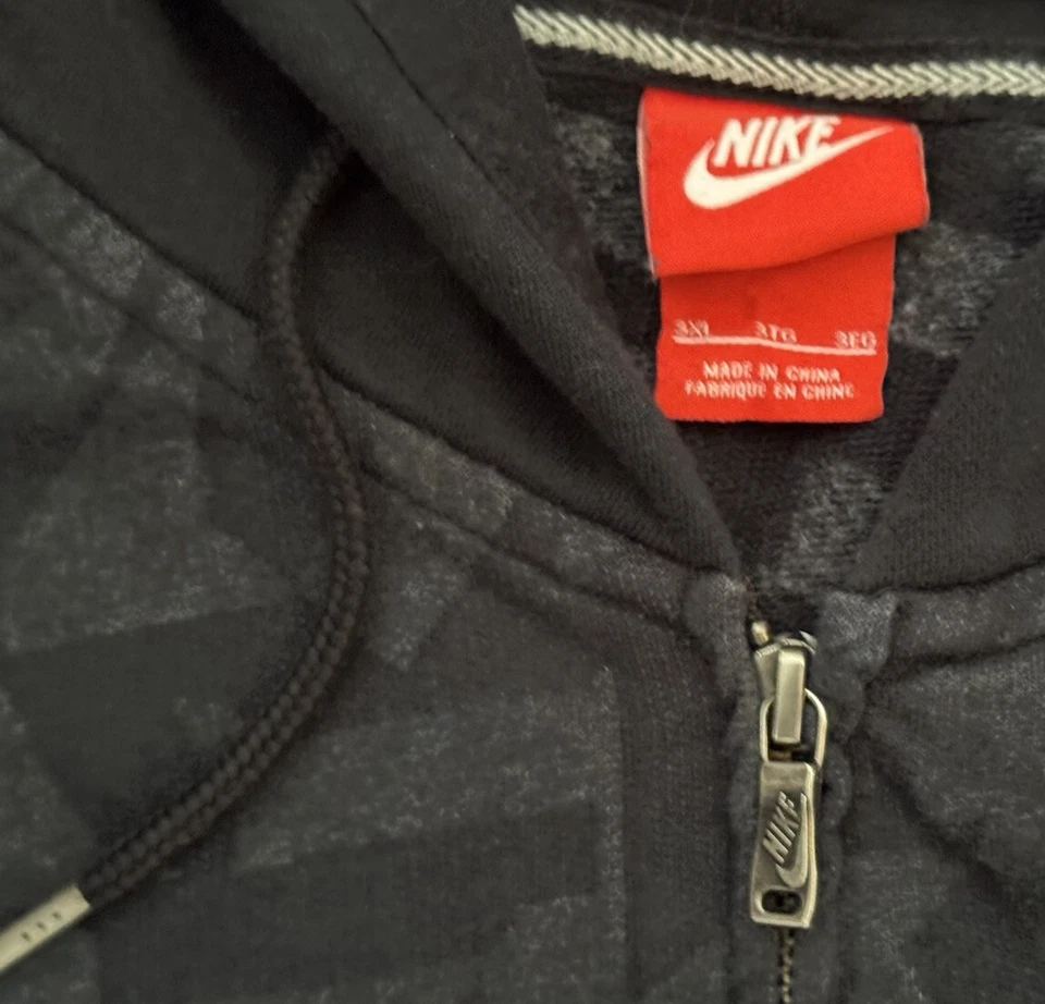 Chaqueta corta con capucha y cremallera completa Nike de colección para mujer 3XL Foto 2 de 4