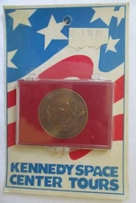 KENNEDY SPACE CENTER 1981 COLUMBIA SPACE SHUTTLE METAL COIN - NIP