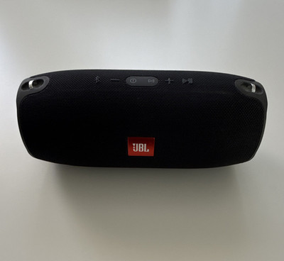 JBL Xtreme Bluetooth Lautsprecher schwarz, USB/AUX, zylindrisch, Stoff