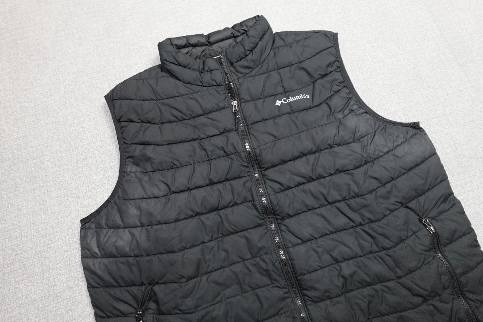 Columbia Vest Mens 2XLT Black Puffer Quilted Full Zip Lightweight Hiking Outdoor
Opens in a new wind