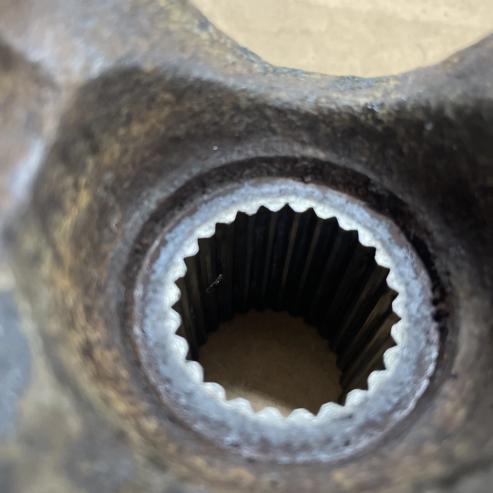 Ford GM Dodge Jeep Bronco F150 Dana 44 Pinion Yoke 26 Spline 1330 U-Joint - Image 4 of 4