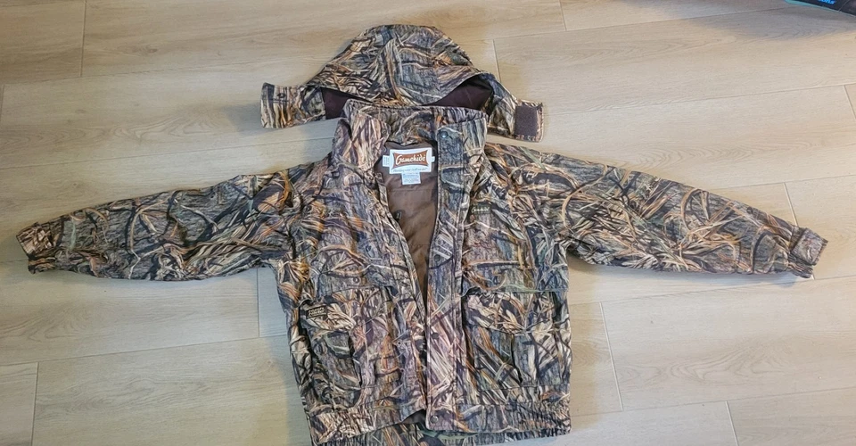 Mossy Oak, Insulated, Hush Hide, Gamehide. Shadow grass camo coat & pants. - Image 2 of 4
