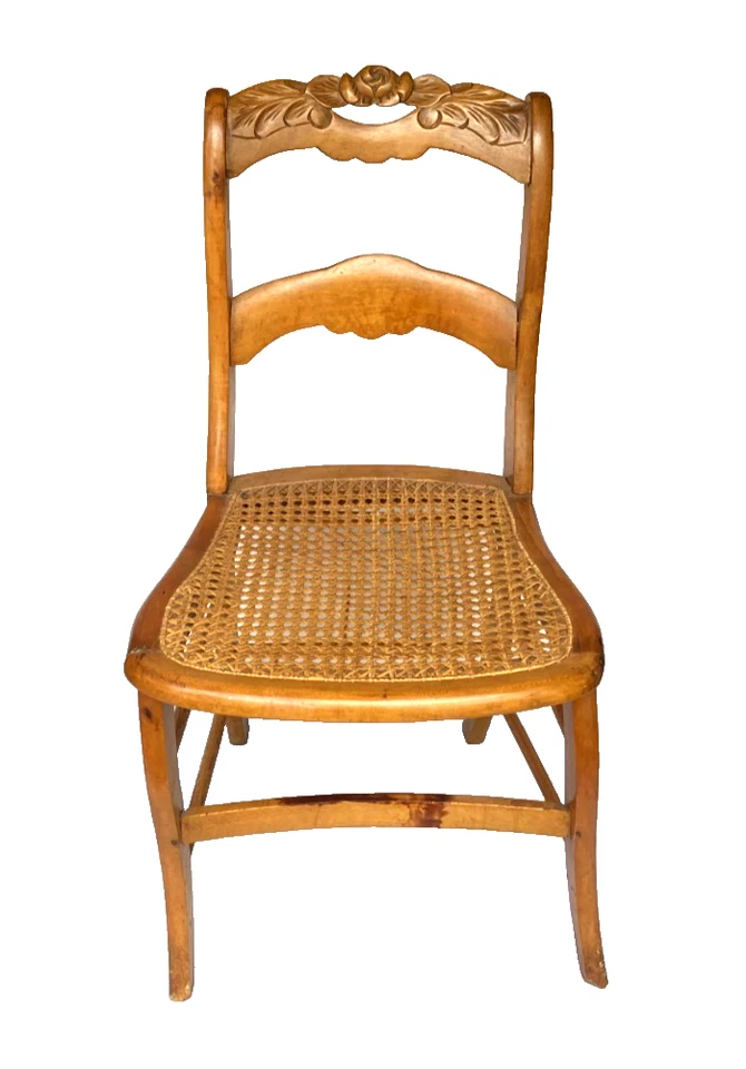Antigua silla de asiento de caña de madera de nogal tallada de colección - ¡Bonita!! Foto 2 de 3