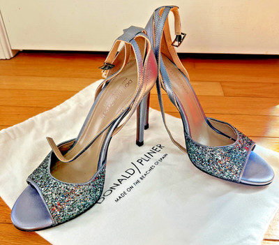 Donald J Pliner Silver Glitter Women s Ankle Strap Heels, Made in Spain- Sz  8M