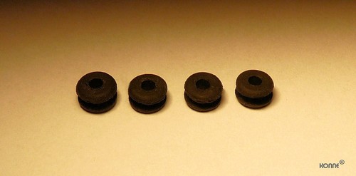 Bedplate Grommets black Rubber für SME 3009 3012 - 第 1/5 張圖片