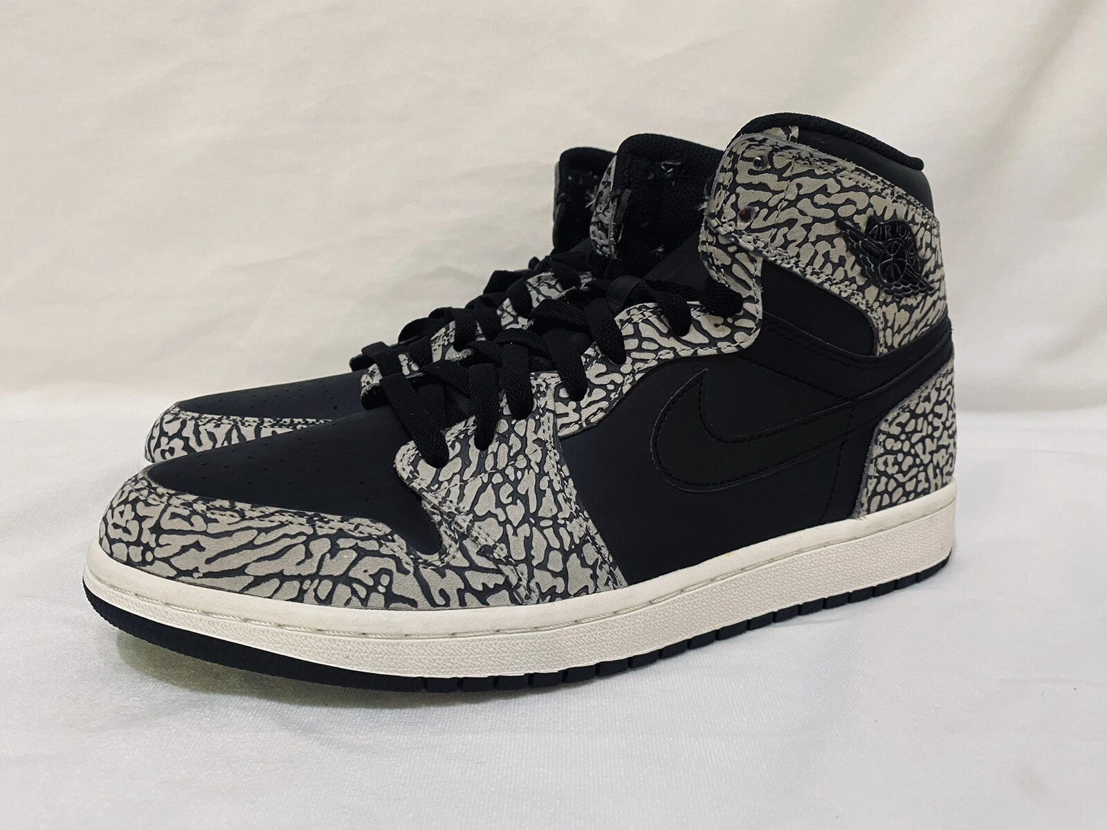 Ciment éléphant noir taille 10 US   Jordan 1 rétro haut « Un Supreme » 839115 013