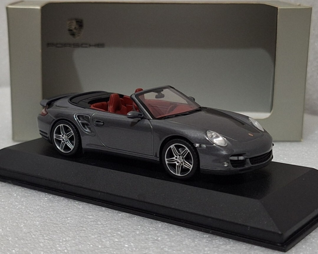 【MINICHAMPS】限定2008台 Porsche 911(997) MINICHAMPS】限定2008台 Porsche 911(997) Porsche 911 997 Carrera 4S