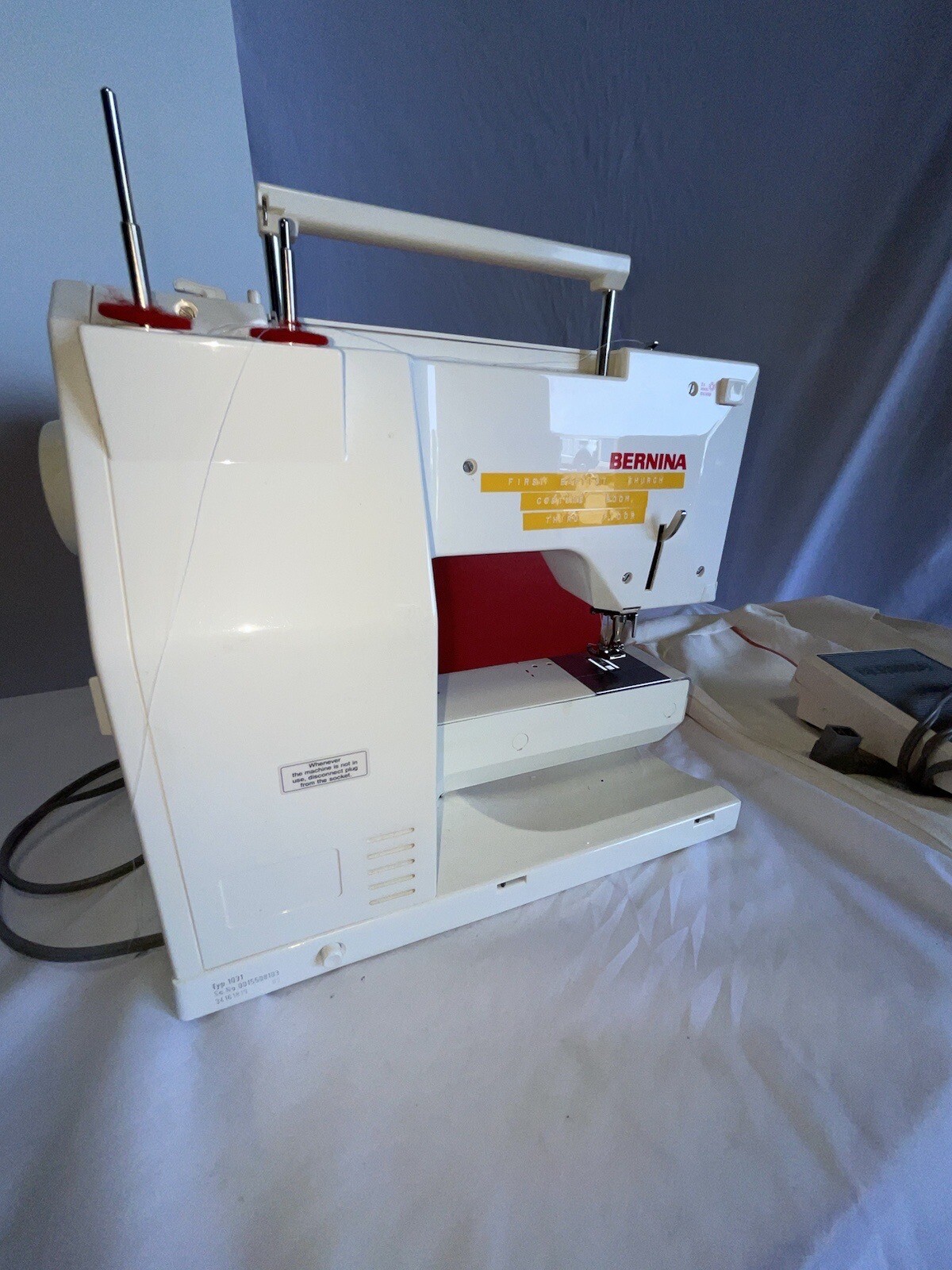 BERNINA 1031 Foot Controlled Sewing Machine With Case And Foot Pedal eBay