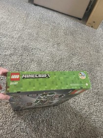 LEGO Minecraft The Fortress 21127 Complete Set 984 pcs w/ Box Age 8+