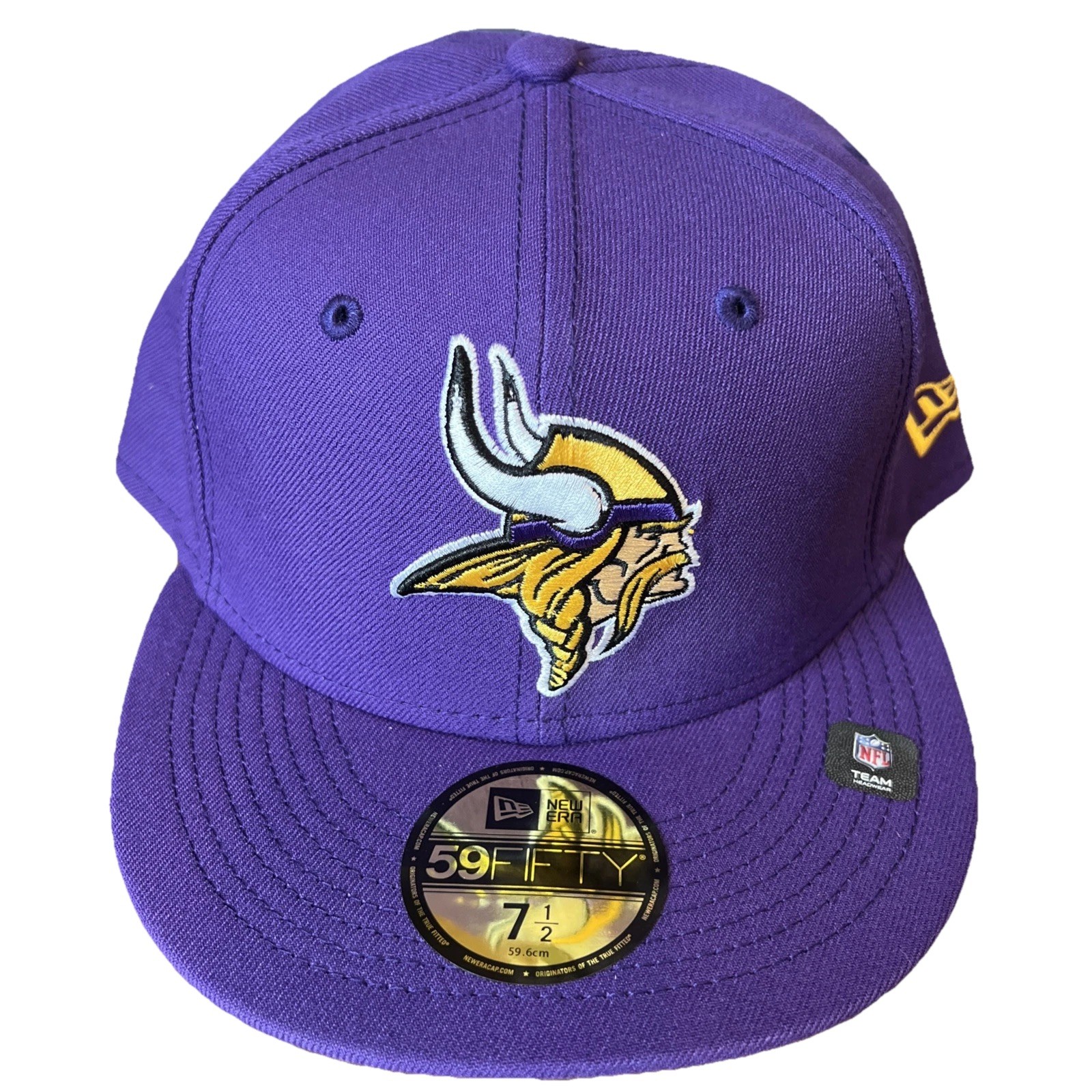 New Era 59Fifty Minnesota Vikings Solid Purple Classic Fitted NFL Hat Size 7 1/2