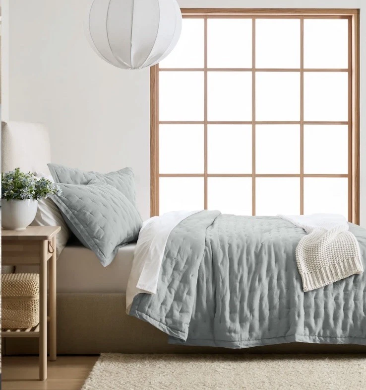 Quince Twin European Linen Dream Quilt Set Sham Mist Blue NWOT Open Box - Image 4 of 4