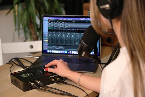 Zen Quadro Synergy Core - 14x10 Dual USB-C Bus-powered audio interface with... - Picture 9 of 9