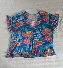 Umgee Floral Short Sleeve Ruffle Hem Boxy Top Women's Sz S V Neck Colorful Fun