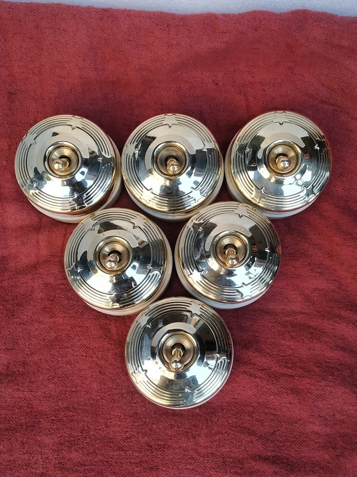 VINTAGE BRASS AND CERAMIC ROUND ELECTRIC SWITCH BUTTON SET 6 STAR DESIGN 1 WAY  — 第 2/4 张图片