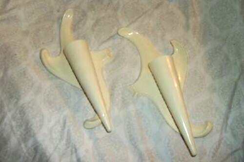 Red Wing Pottery Atomic Candle Sconces Retro Matt White Cones Opposing PR 1960s - Bild 2 von 5