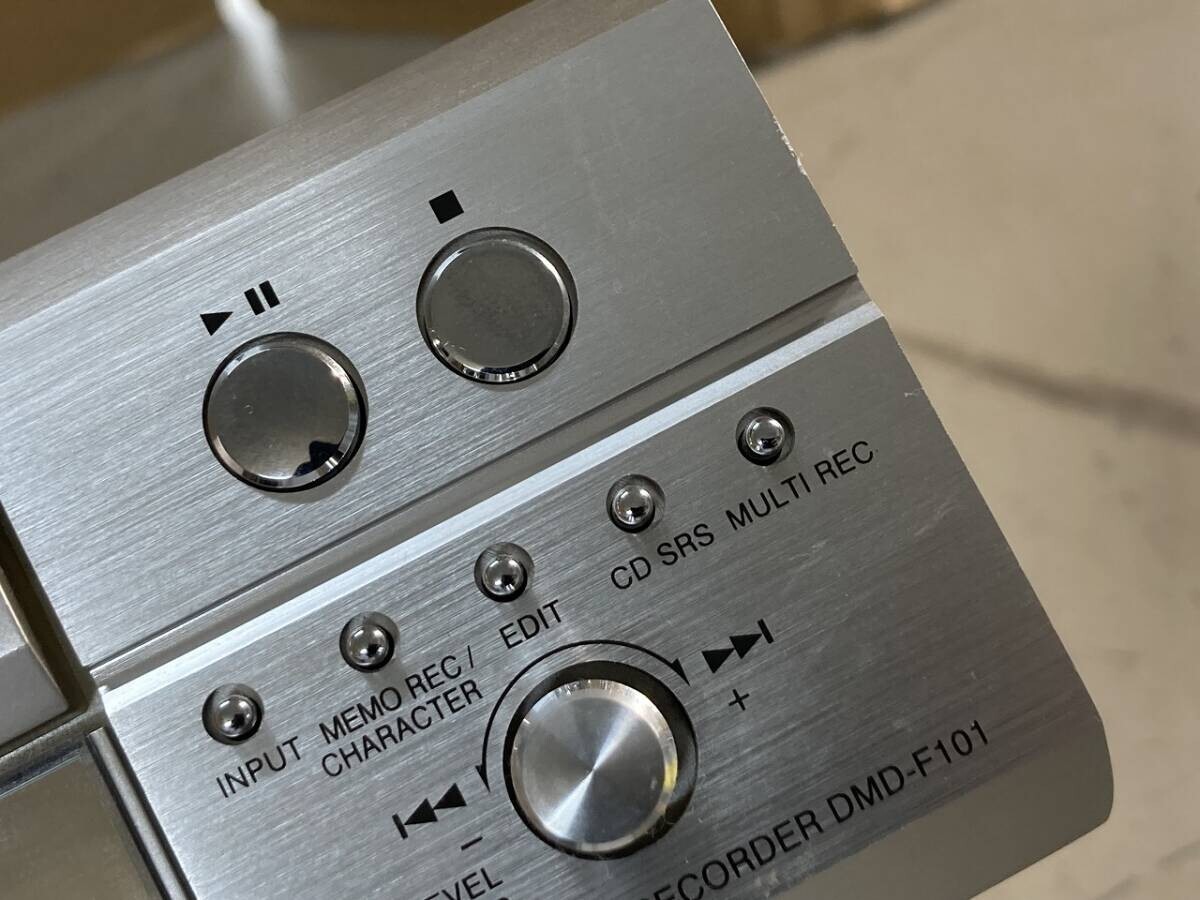 DENON DMD-F101 MD Deck High-Quality Sound MD Recorder MDLP Ships