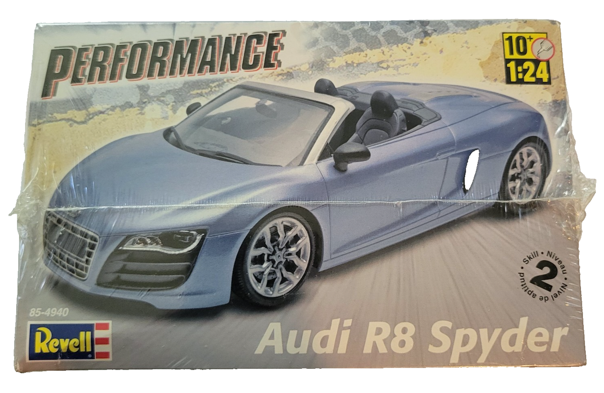 Revell Performance AUDI R8 Spyder Model Car Kit Plastic 1 24 for 