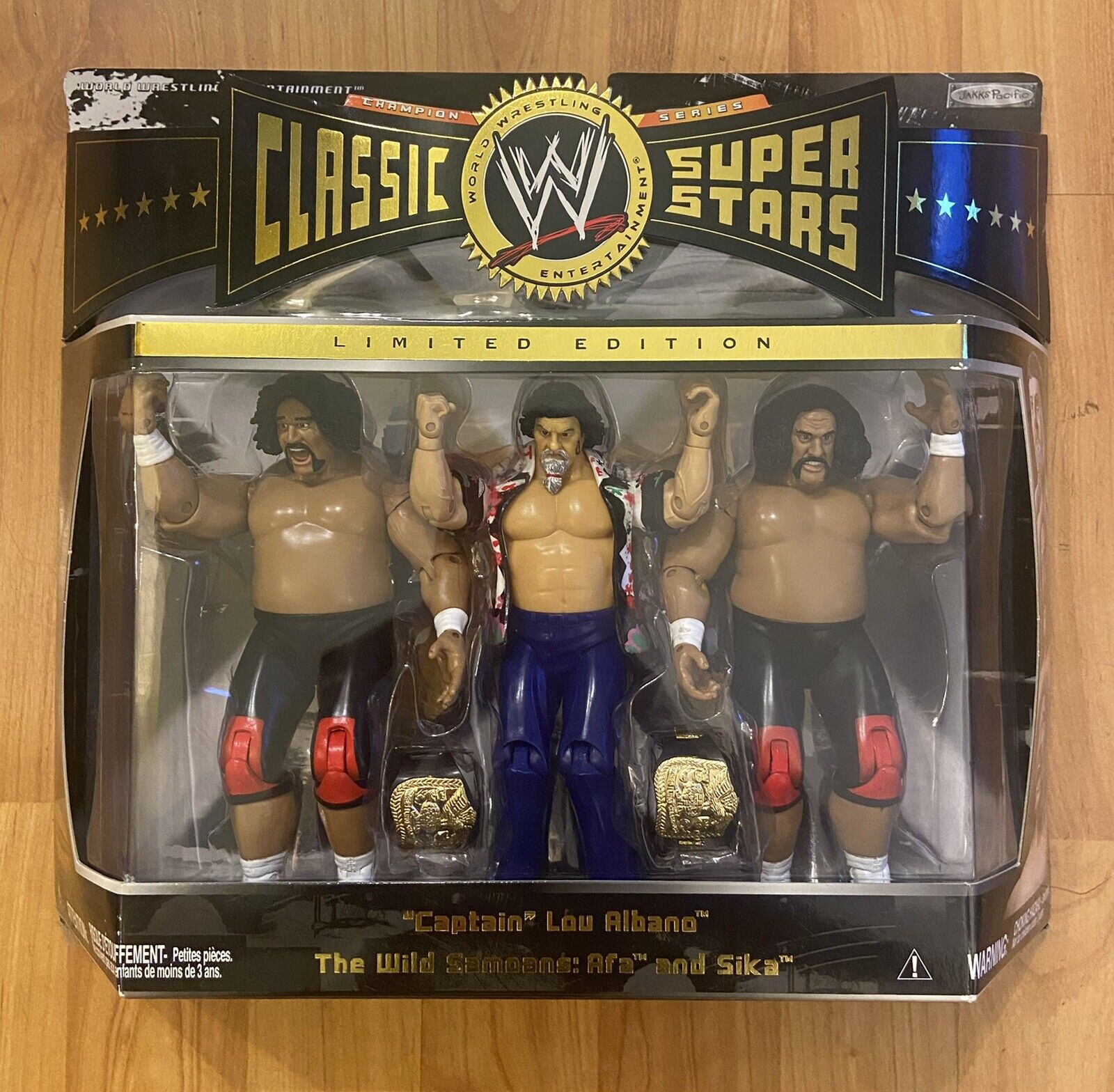 Boneco Action Figure Samoa Wwe Jakks Luta Livre 18 Cm em Promoção na  Americanas