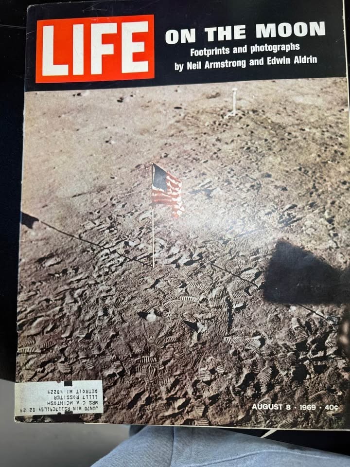 Life - August 8, 1969 Back Issue