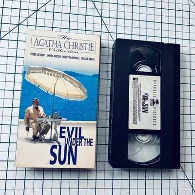 Evil Under the Sun VHS 1982 Mystery Thriller Peter Ustinov Republic  USED