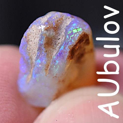 Opale naturelle brute , Mine Opal Valley Coober Pedy , Australie . référence : 1opal28