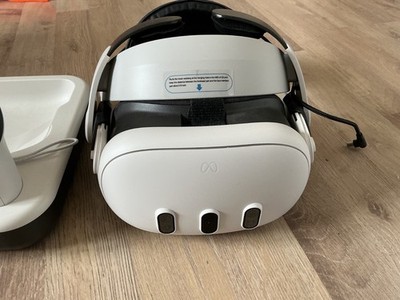 Meta Quest 3 512GB mit BoboVR Headstrap & Ladestation