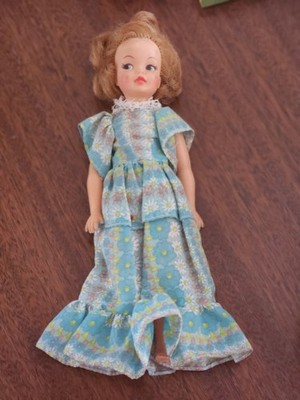 VINTAGE IDEAL TOY CORP 12  TAMMY DOLL  1960s