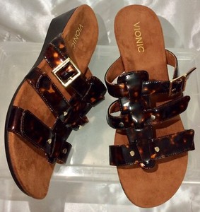 vionic tortoise sandals