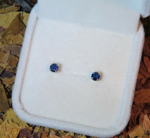 Magical natural Cobalt Blue Kyanite 3.6mm round faceted sterling silver studs 🌌 - Picture 6 of 11